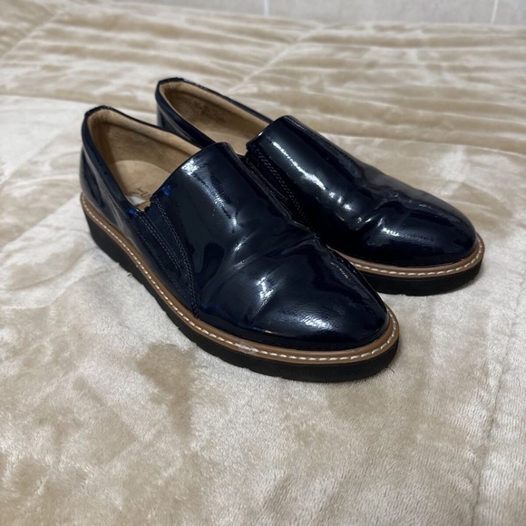 naturalizer effie platform loafers